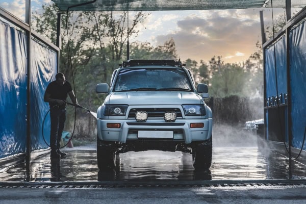 סבון עבור רכבי שטח המפתח לדיטיילינג מושלם של